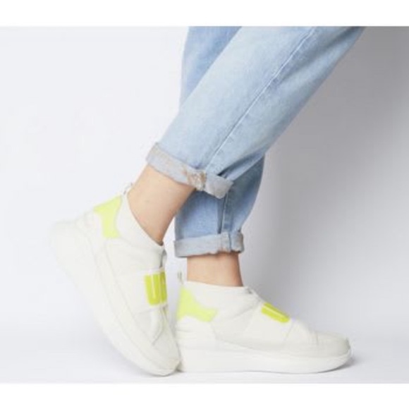 UGG Neutra Platform Sneaker - Size 7 - Picture 3 of 10